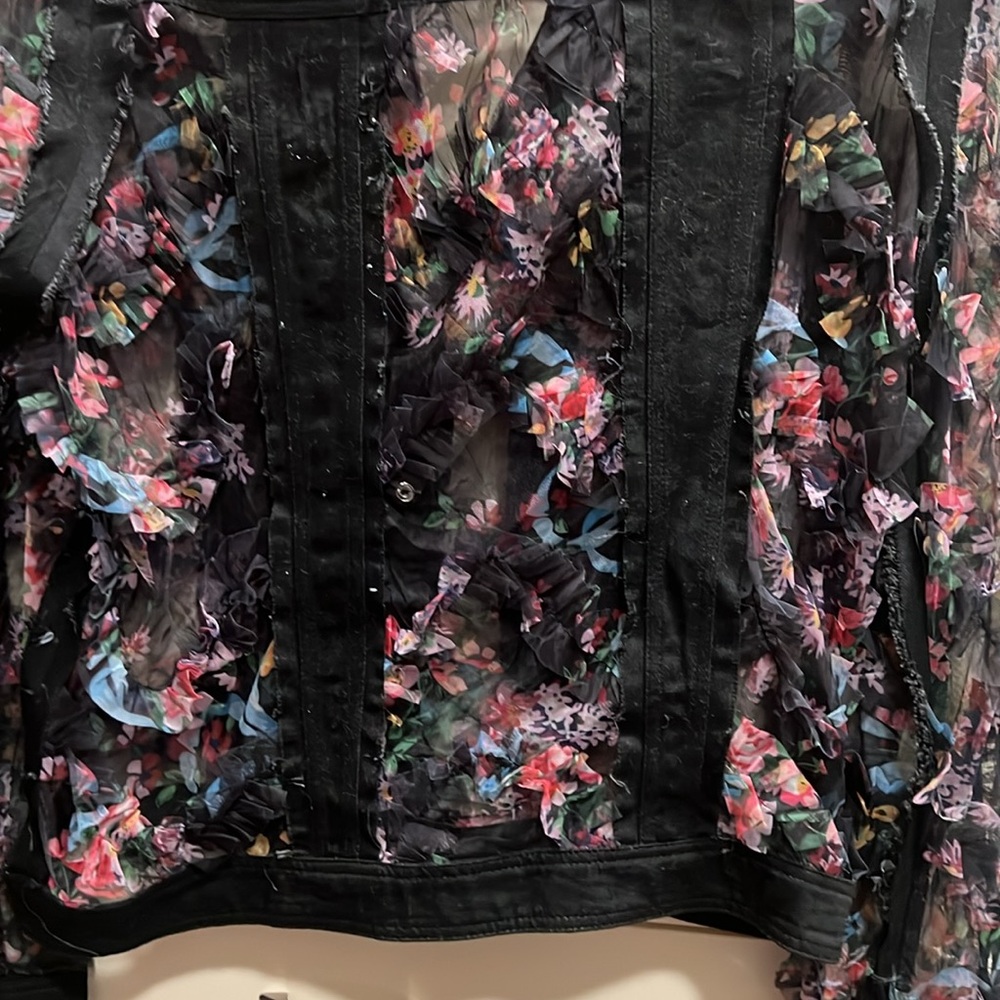 Denim floral jacket by Adore - Picture 2 of 6